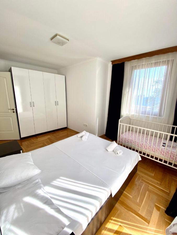 Apartments First Line Petrovac na moru Exterior foto