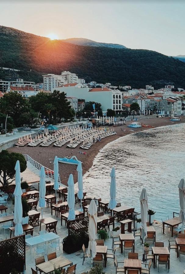 Apartments First Line Petrovac na moru Exterior foto